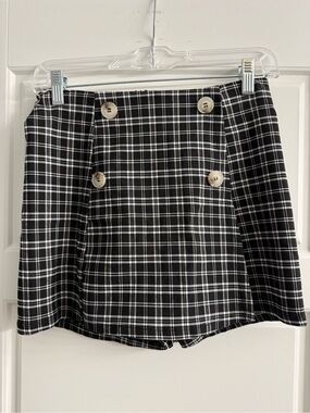 Altar’d State Black and White Plaid Button-Front Mini Skort